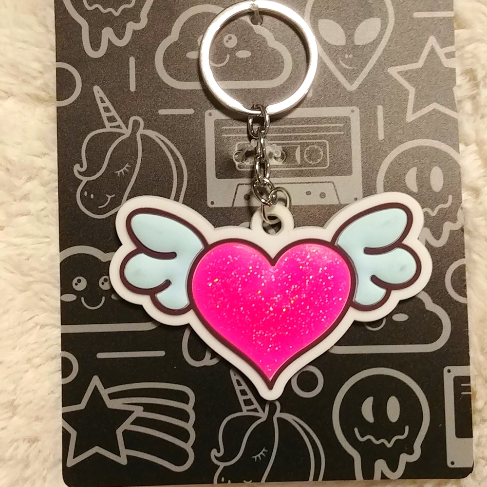🎉2/$16 NWT Heart with Wings Keychain